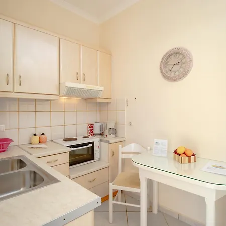 Aspasia Apartment